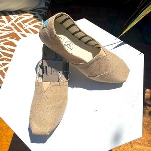 Toms Alpargata  slip on woman brand new with tags